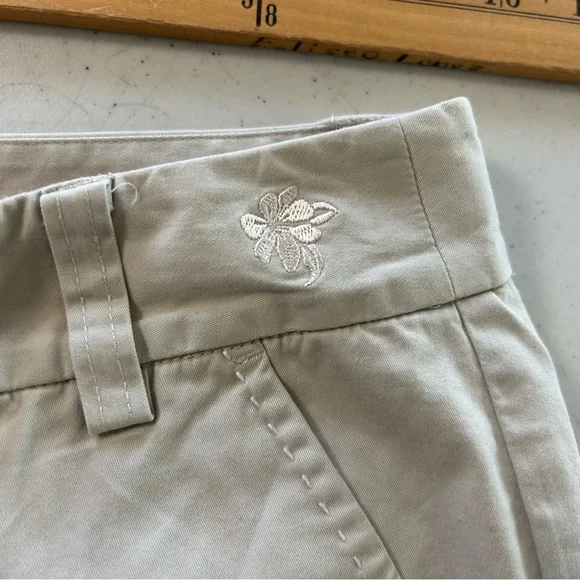 Tommy Bahama Women’s Casual Gray Bermuda Shorts - Picture 5 of 10
